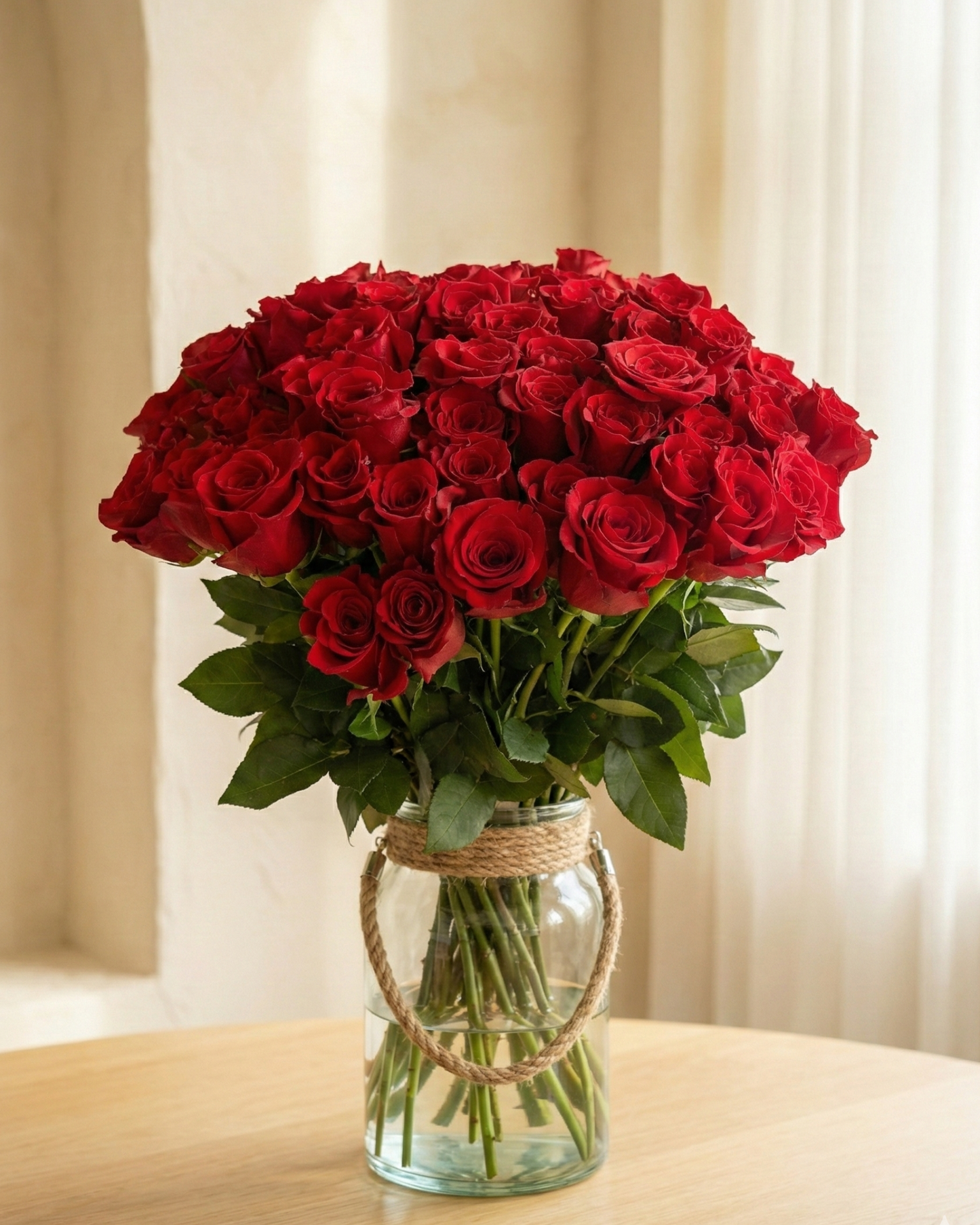 Jarrón Premium 50 rosas rojas