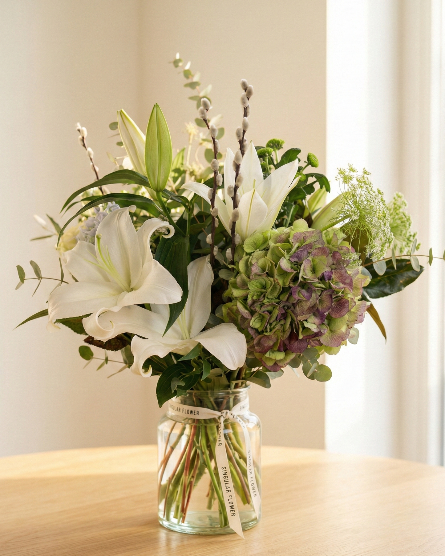 Jarrón de flores de temporada