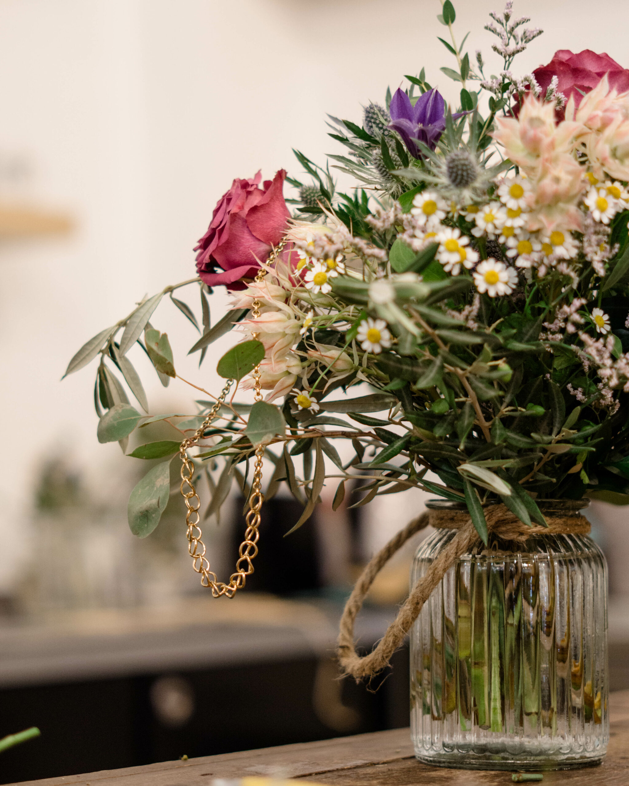 Ramo de flores de temporada - Imagen 2